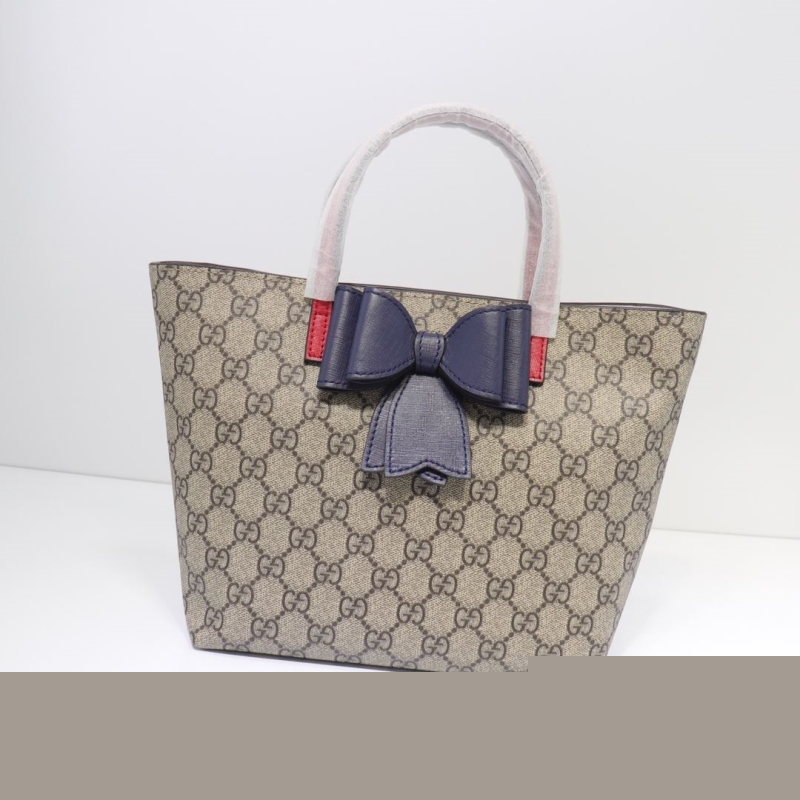 G*u*i shopping bags